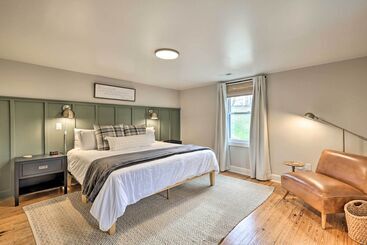 コテージ Stylish Vilas Hideaway: Hike, Ski & Explore!