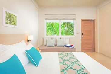 هتل Malahini Kuda Bandos Resort