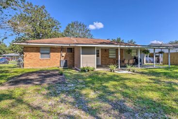 کلبه Charming Gulfport Escape: Half Mile To Beach!