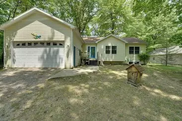 Mökkimajoitus Lake Michigan Gem < Half Miles To Private Beach!