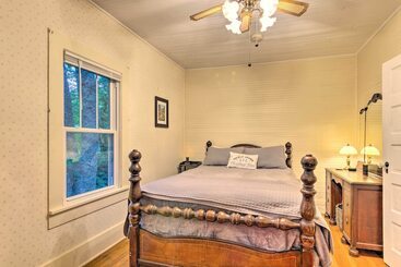 Rustic Linville Falls Cottage W/ Fire Pit!