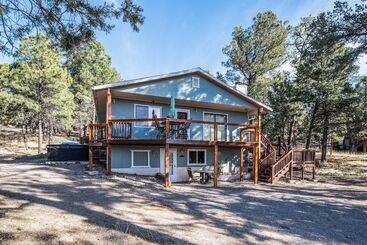 Kır Evi Fawn Crossing