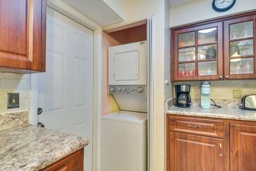 별장 4 Mi To Dog Beach: Largo Home W/ Pool & Hot Tub!