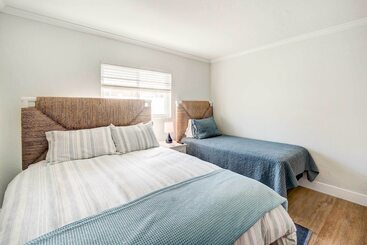 بيت ريفى Naples Vacation Home: Private Pool + Hot Tub!