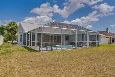 Mökkimajoitus Port Charlotte Home W/ Pool   8 Mi To Beaches!