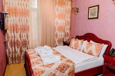 Bed and Breakfast Royal Antique Boutique