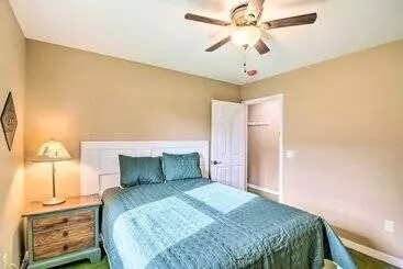 Mökkimajoitus Brand New Cotter Home, Walk To Trout Fishing!