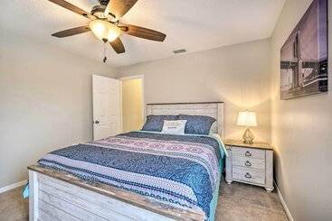 بيت ريفى Private Pool & Yard: Airy Kissimmee Retreat!