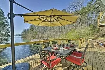 コテージ South Carolina Retreat On Lake Keowee W/ Dock