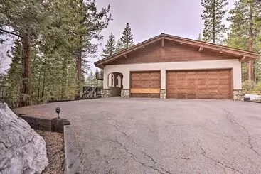 Mökkimajoitus Mountain Chalet   1 Mi To Skiing & Incline Village