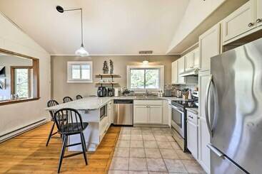 Vidéki Ház Pocono Summit Home W/ Fire Pit & Lake Access