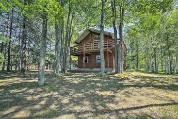 Mökkimajoitus Atlanta Waterfront Cabin W/ Dock & Kayaks!