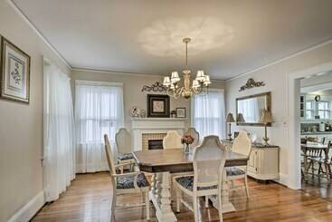 بيت ريفى Central Wadesboro Home: Walk To Downtown Shops!