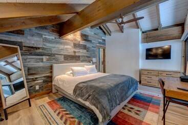 کلبه 2br Cabin W Office And Outdoor Deck