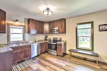 Mökkimajoitus Appleton Abode Near Lake Winnebago & Downtown