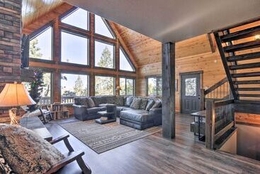 별장 Longview Lodge  W/ Furnished Deck & Fire Pit!