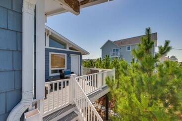 קוטג'' Westhampton Beach Home W/ Deck + Ocean Views!