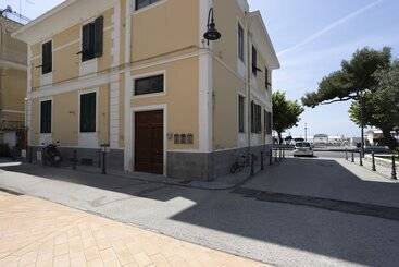 Pension (Hôtel basse catégorie) Sinonda Luxury Apartment