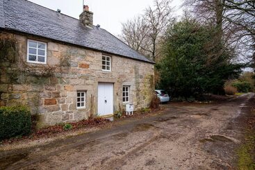 Traditional & Homely 2bd Cottage In Kemnay