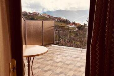 Alpen House Hotel & Suites