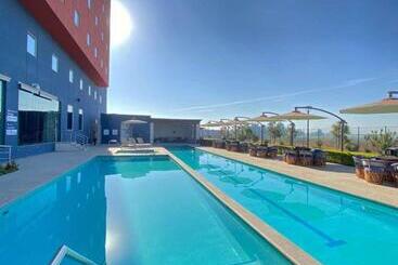 호텔 Hampton Inn & Suites By Hilton Salamanca Bajio