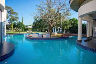 هتل Twangale Resort & Spa