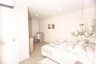 בית מלון כפרי Villareal  Charme