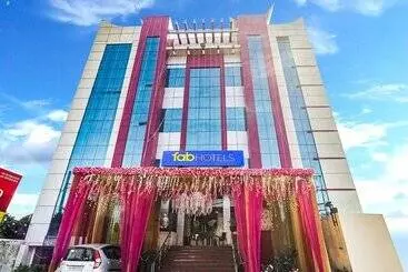 Fabhotel Prime Z Grand