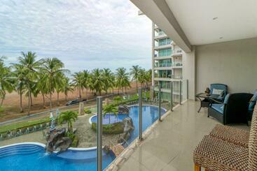 Hotel Diamante Del Sol 303s