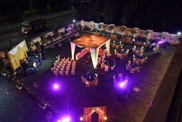 酒店 Jalsa Retreat