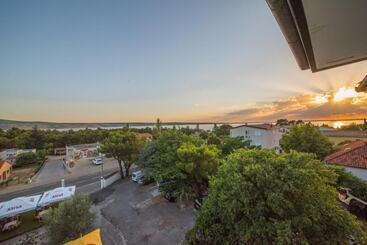 فندق Ul. Dr. Franje Tuđmana 71