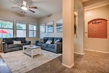 コテージ Goodyear House W/ Fire Pit, Pool, & Game Room!