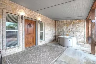 コテージ Private Luxury Retreat With Hot Tub 10mins To Fred!