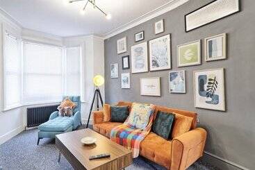 اقامتگاه Captivating 2bed House In Southend Pet Friendly!