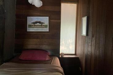 Albergue Buzzas @ Pai Chan