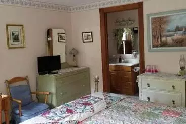 Eastgate Inn B&b