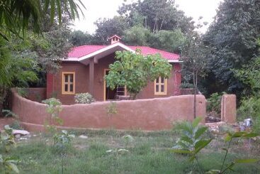 Lemon Tree Wildlife Resort, Bandhavgarh