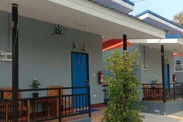 Hotel หม่อนเมือง รีสอร์ท