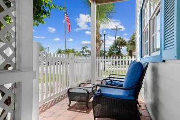 Pensjonat Key West In Sebastian