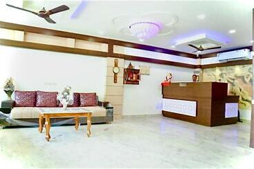 Hotel Happy Home Stay 500mtr Taj Mahal