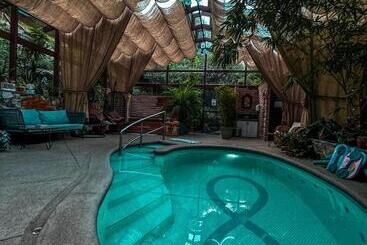 Hotel Tosa Blue Mountain, Retreat & Spa