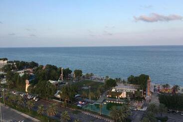 Gulf Grand Hotelجلف جراند اوتيل