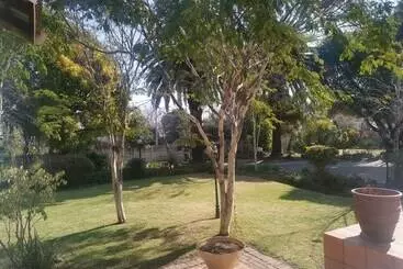 ペンション Kaste Guest House Edenvale