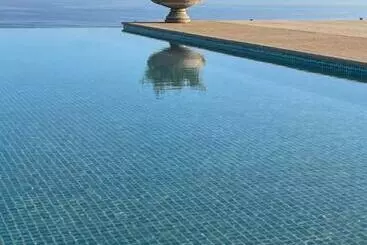 ペンション Villa La Falaise