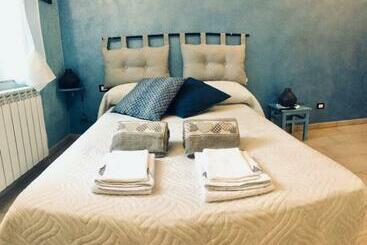 Bed and Breakfast Home N Breakfast Ca  Di Toni