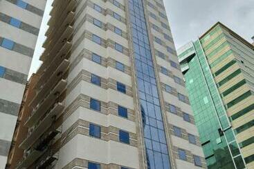 Hotel Luluat Al Sharq Al Awsat