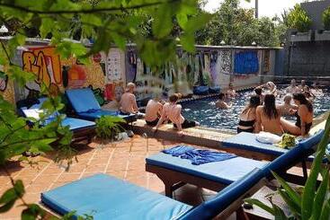Отель Siem Reap Pub Hostel