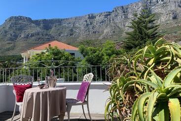 פנסיון Abbey Manor Luxury Guesthouse