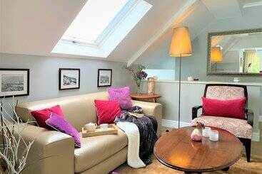 Pension (Hôtel basse catégorie) Abbey Manor Luxury Guesthouse