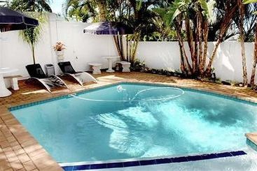 Пансион Flamingo Lodge